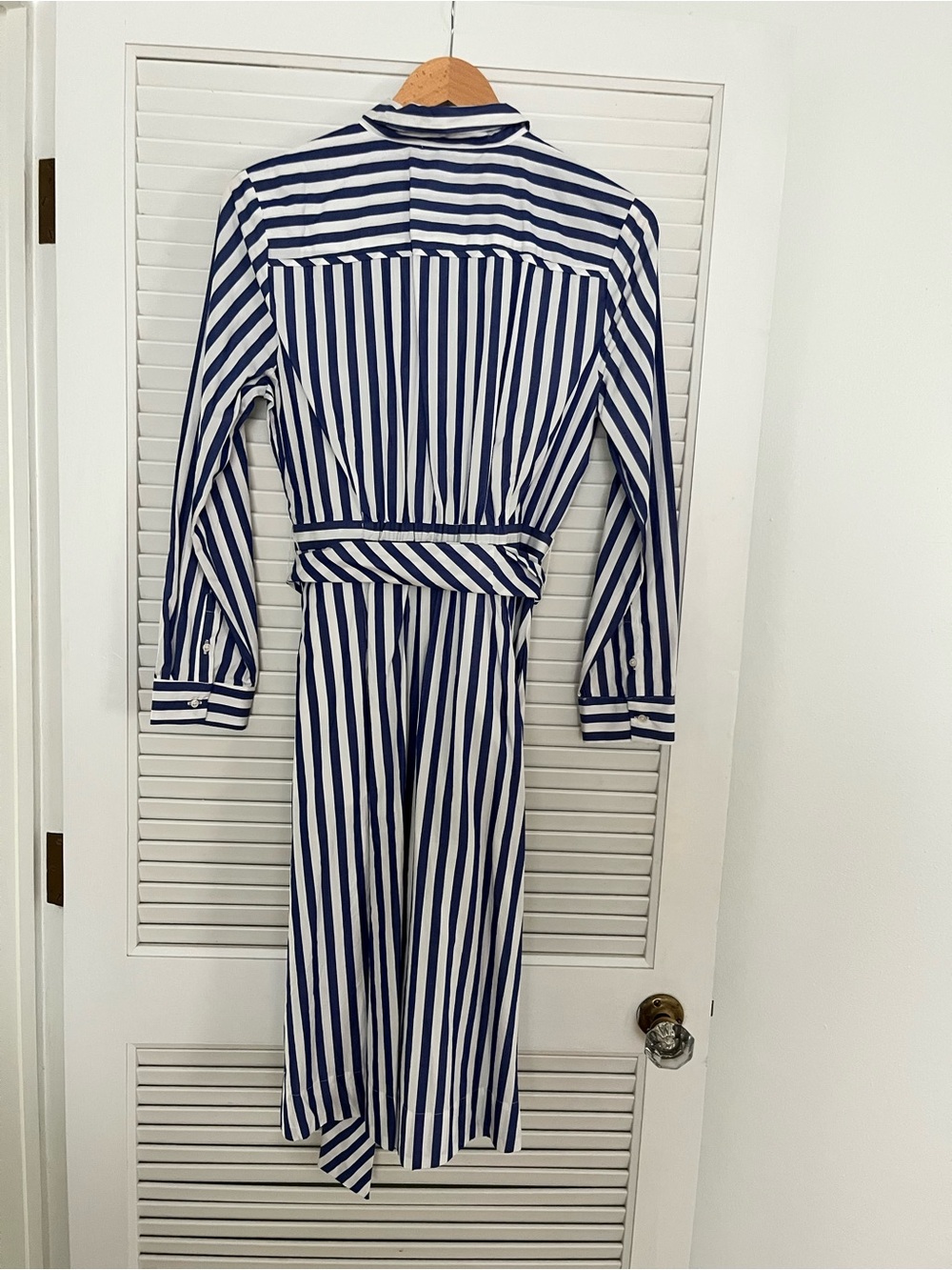 J. Crew Blue and White Button-Front Shirt Dress with Waist Tie. Size 8. NWT - Picture 3 of 3